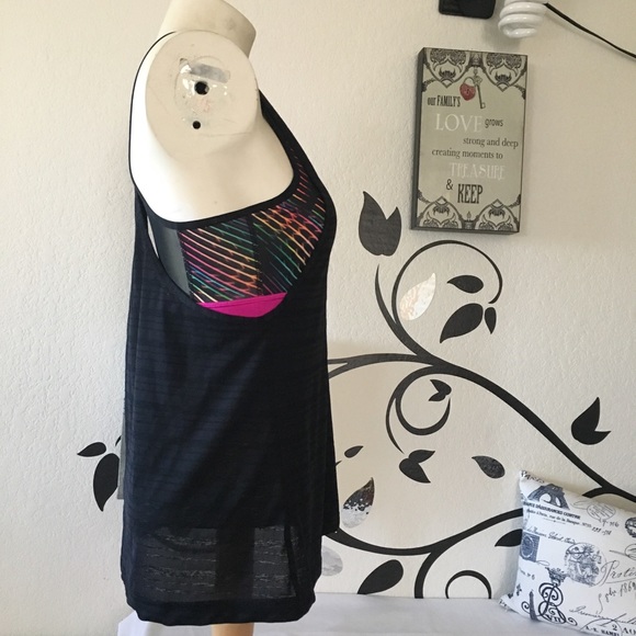 Fila top with sports bra Tank Sz Medium - Picture 7 of 15
